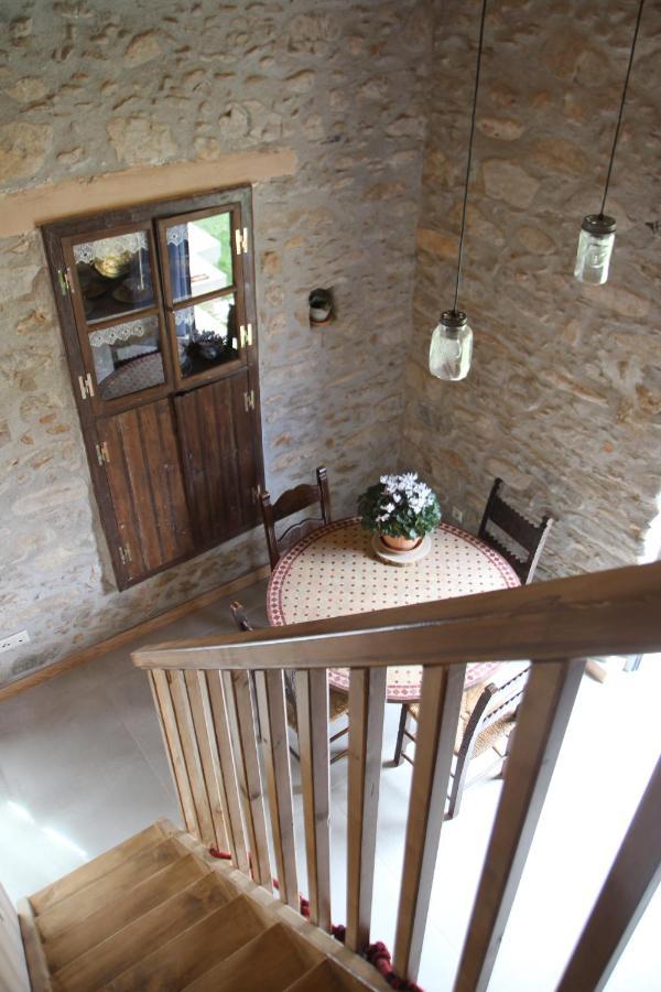 Kouloukouthiana Laini Guest Houses מראה חיצוני תמונה