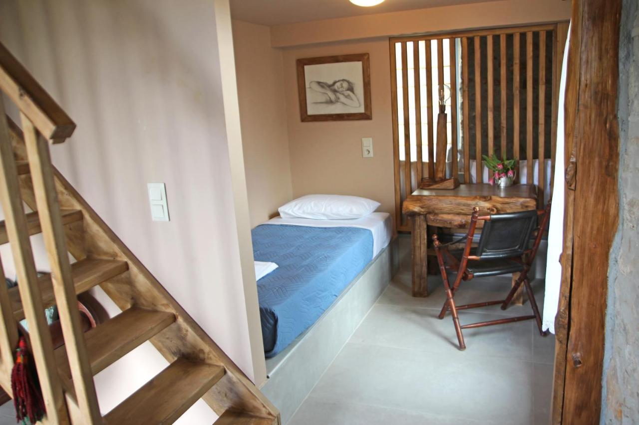 Kouloukouthiana Laini Guest Houses מראה חיצוני תמונה